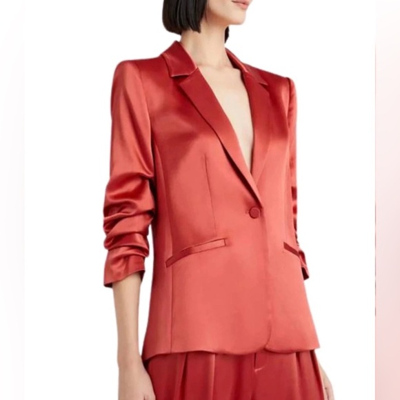 Cinq a Sept
Sumac Kylie Blazer - Picture 2 of 12